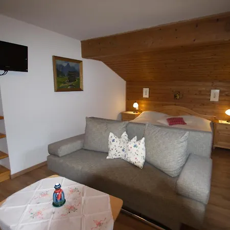 Penzion Fruehstueckspension & Eugenie 4*