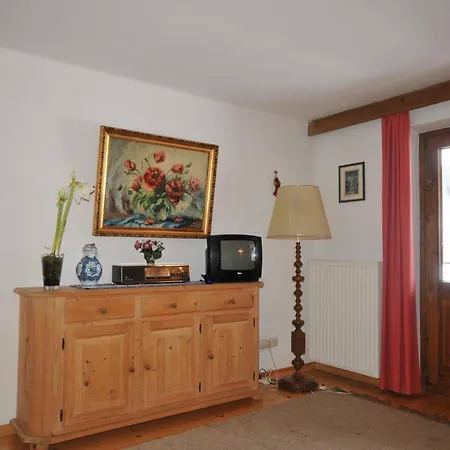 Guest house Fruhstuckspension & Eugenie Kitzbuhel